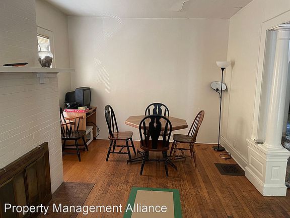 4th image of 728 Westcott St