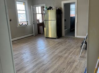 39 Opper St APT 3, Providence, RI 02904