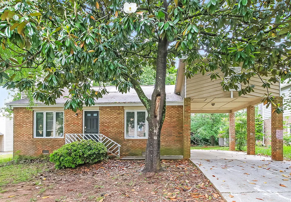 2112 Golfview Dr SE