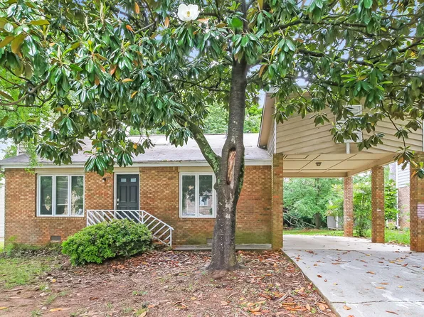 2112 Golfview Dr SE, Conyers, GA 30013