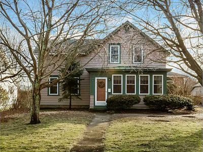 110 Austin St, South Kingstown, RI, 02879