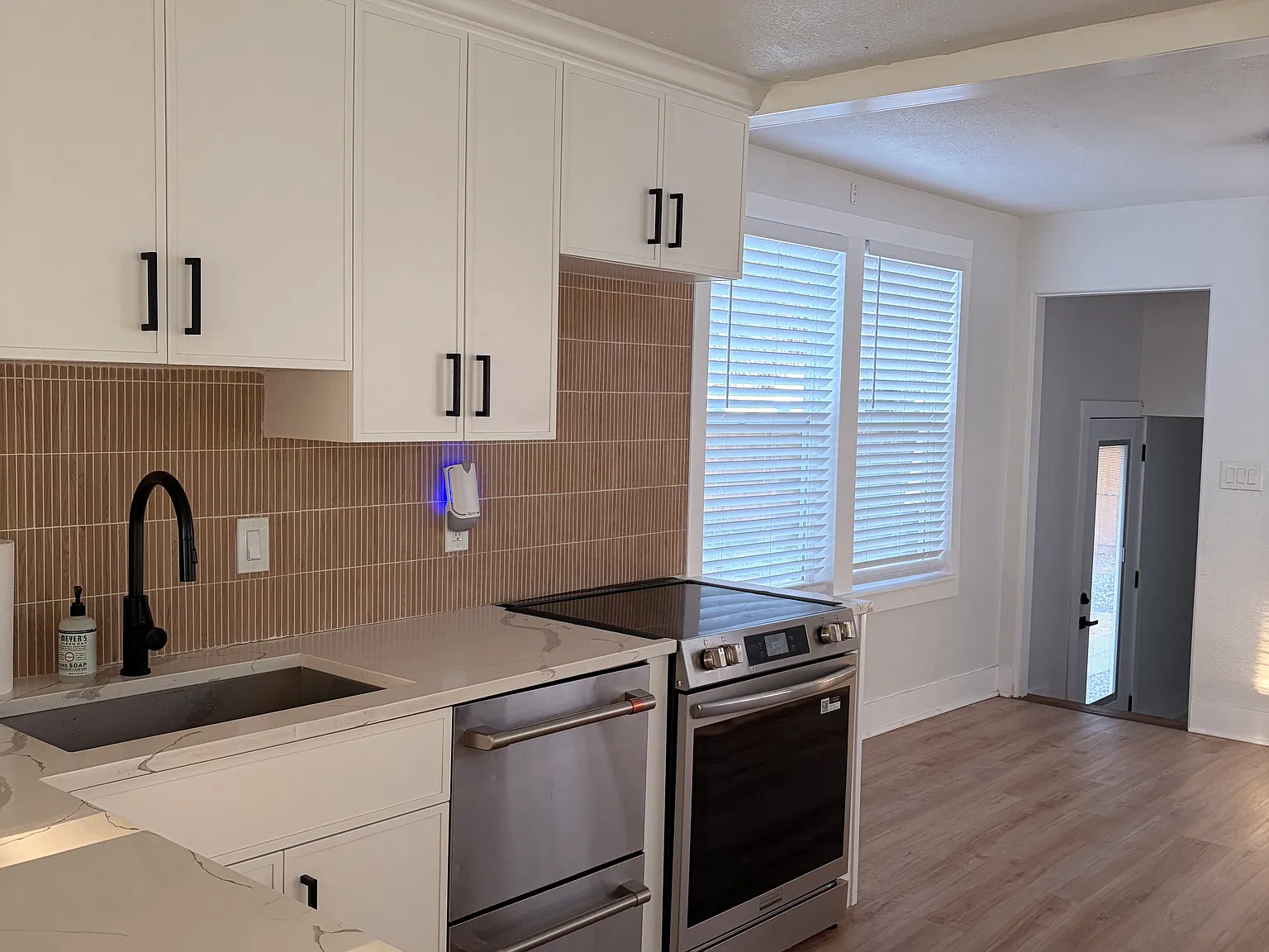 3 bed, 1152 sqft, $1,200 — Photo 4