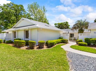 24 Lake Forest Ct, Palm Coast, FL 32137
