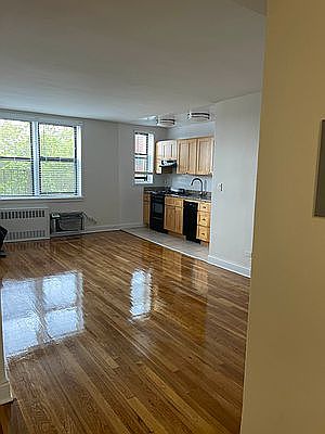 4th image of 14210 Hoover Ave APT 404