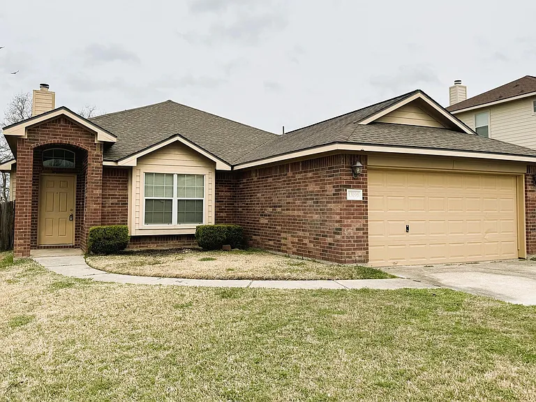 13196 Miller Ln — Photo 1