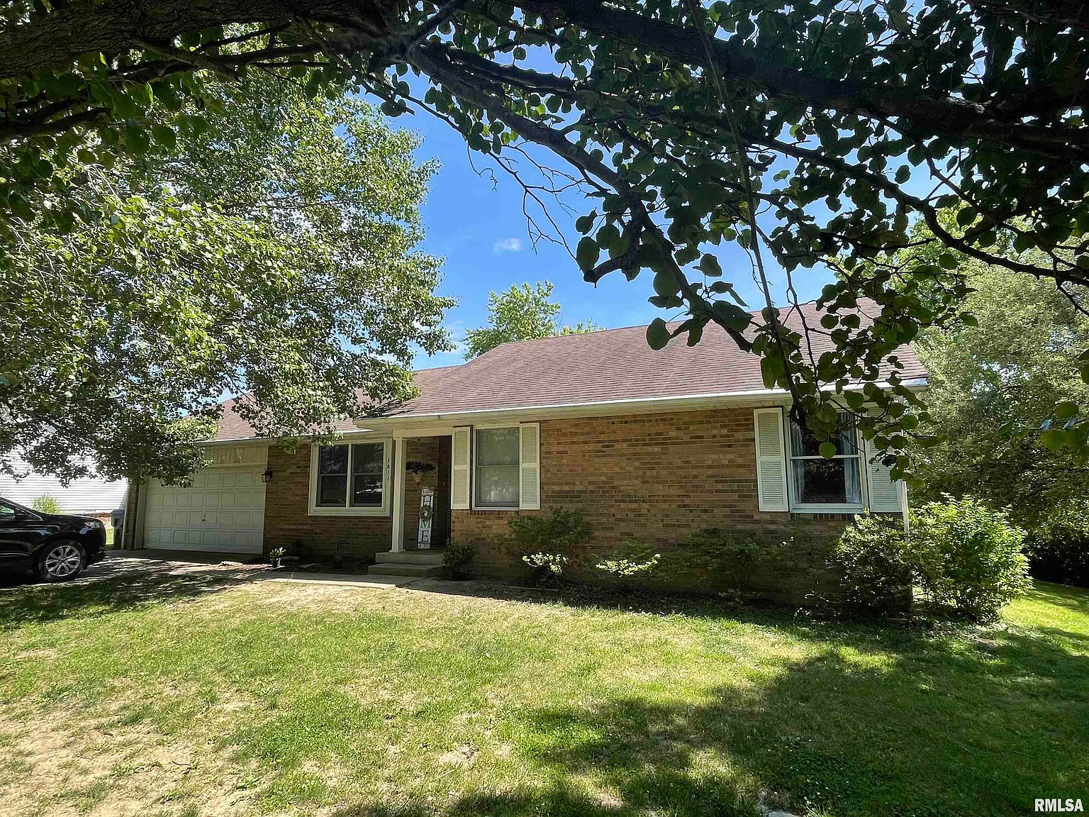 1611 Dain Dr, Carmi, IL 62821 MLS EB449140 Zillow