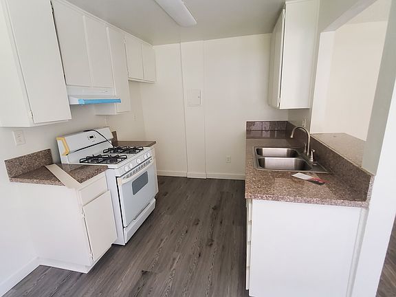 3rd image of 8846 Willis Ave APT 103