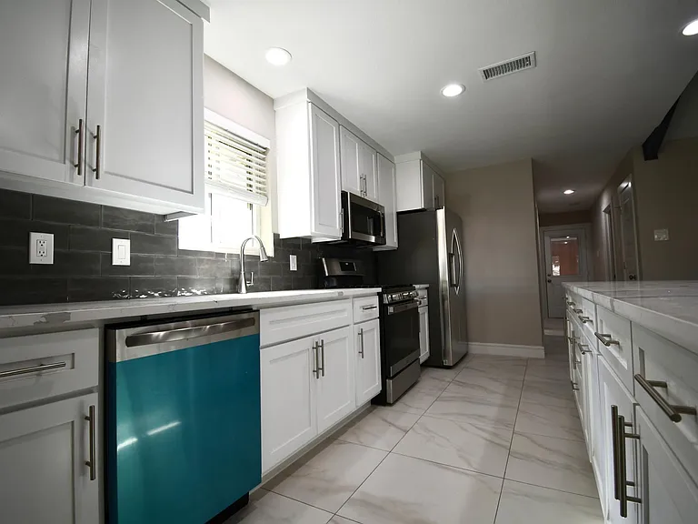 2705 Twin Post Ct — Photo 11