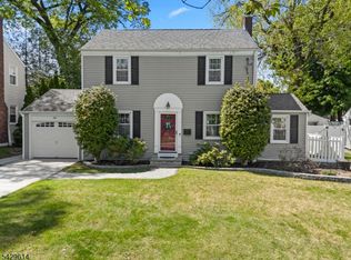 36 Burlington Rd, Clifton, NJ 07012