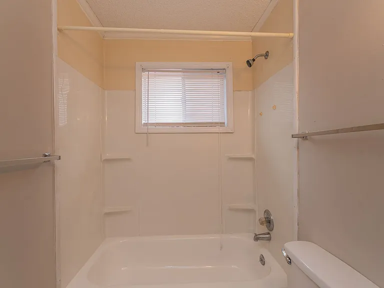 2165 1/2 Telfair St #A — Photo 11