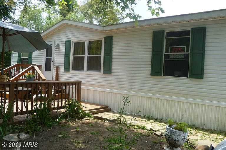 1st image of 48 Lewis Dr