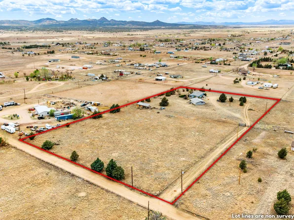 25200 N Stump Rd, Paulden, AZ 86334