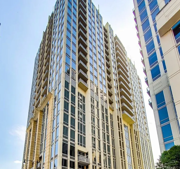 700 N Larrabee St #1704