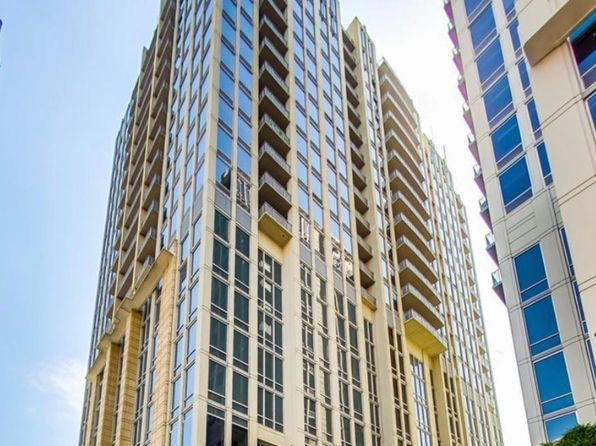 700 N Larrabee St APT 1704