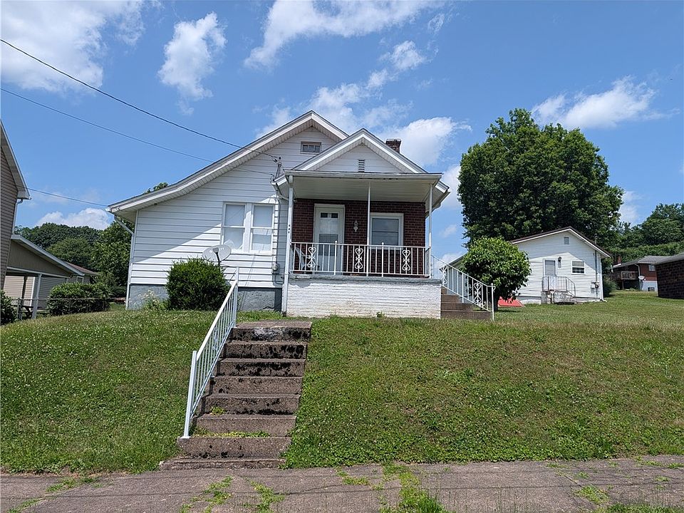 1st image of 213 McGill Ave