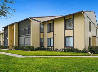 802 Sky Pine Way APT E2, Greenacres, FL 33415
