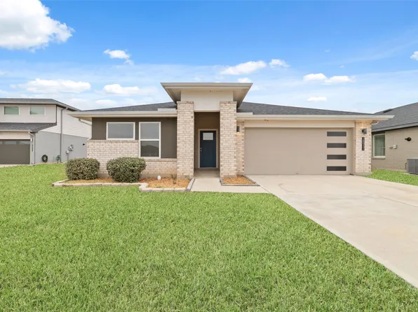 28931 Yachting Point Ln, Fulshear, TX 77494