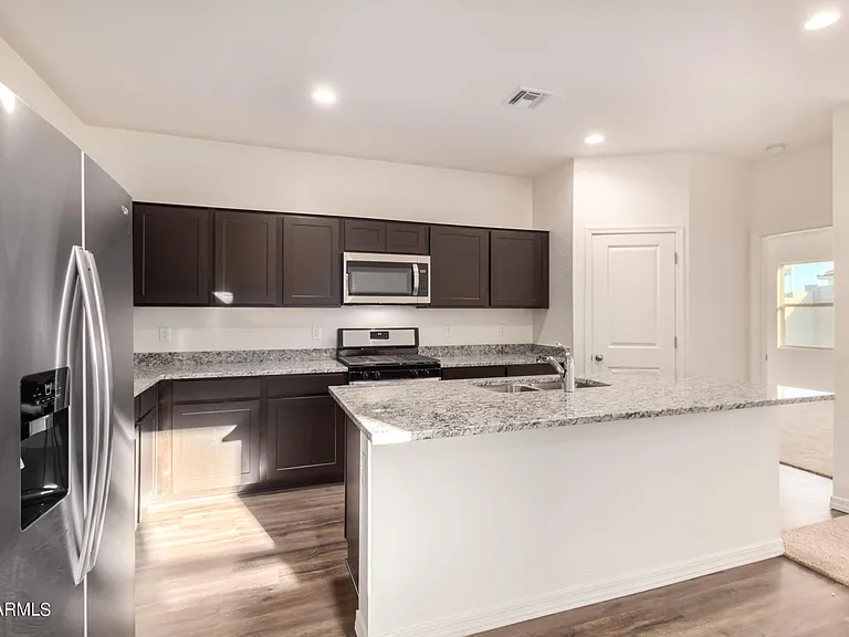 19585 W Annika Dr — Photo 15