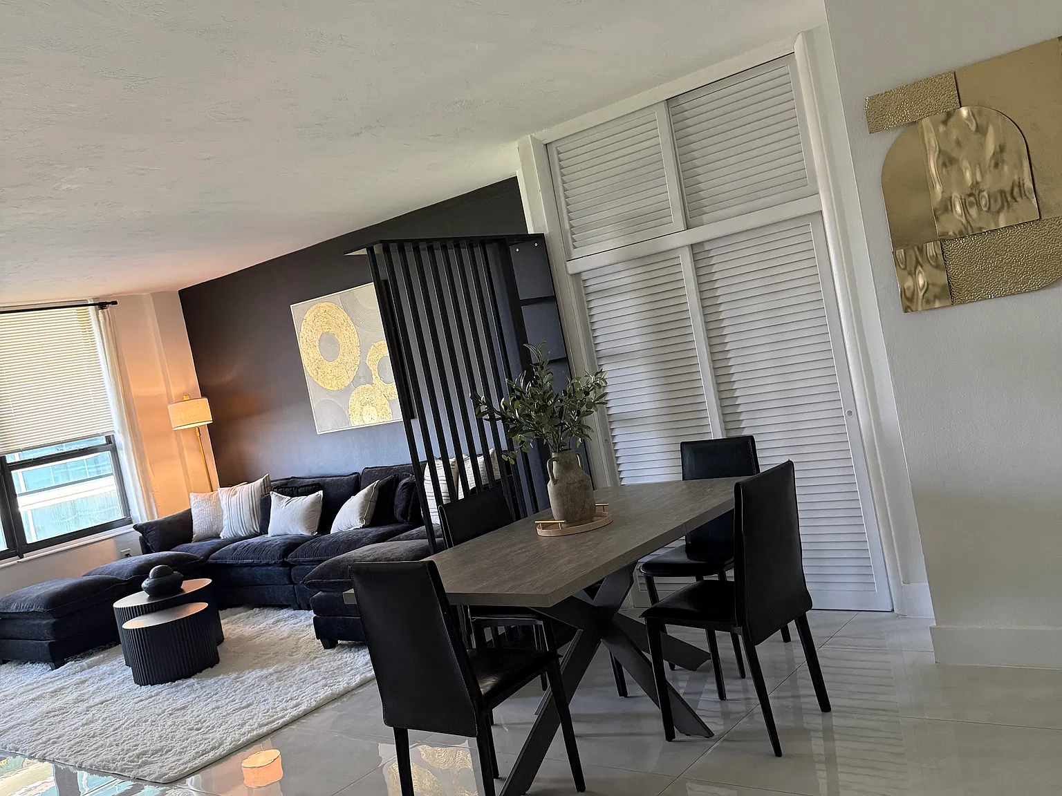 2 bed, 2.5 bath, 993 sqft, $4,500 — Photo 3