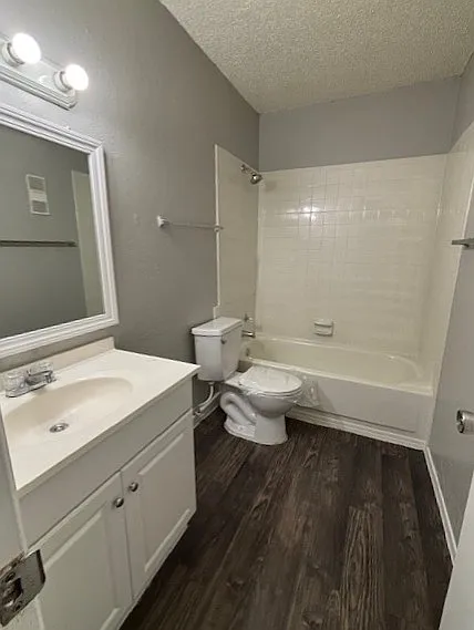 1709 W Schunior Rd #906 — Photo 4