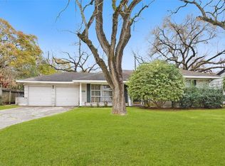 8407 Greenbush St, Houston, TX 77025