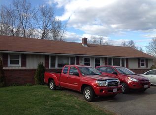 427-429 Poole St, Ludlow, MA 01056