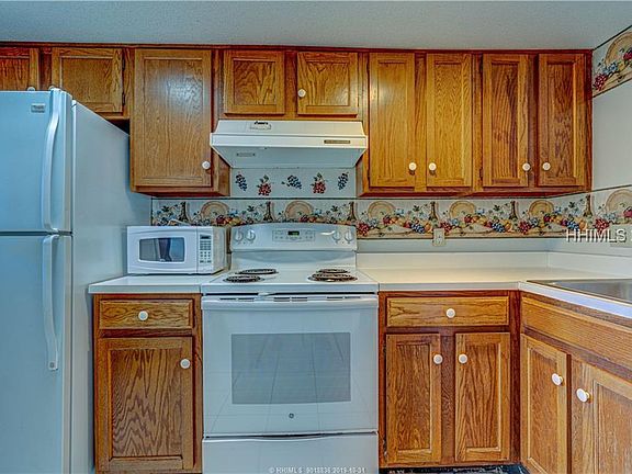 2nd image of 1 Tanglewood Dr APT 304