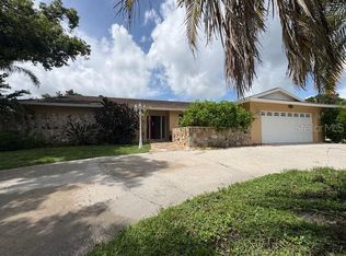 4240 Charing Cross Rd, Sarasota, FL 34241