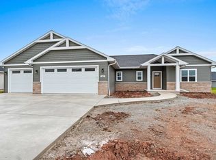 363 Battery Ave, De Pere, WI 54115