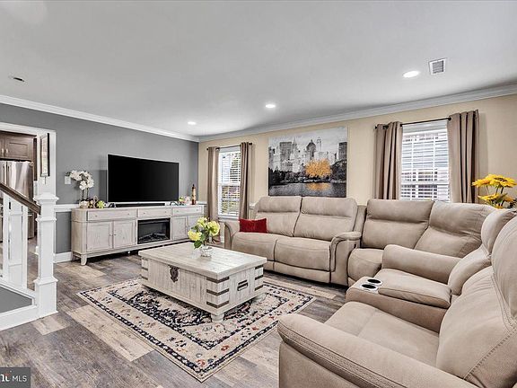 3rd image of 3641 McDowell Ct
