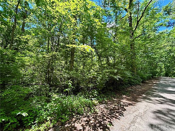 3rd image of 0 W Evergreen Dr