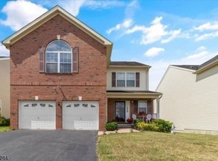 740 Jackson Rd, Stewartsville, NJ 08886