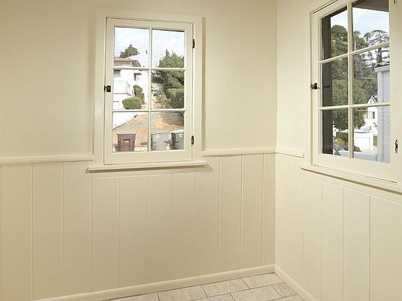 5th image of 1506 Stanford Dr