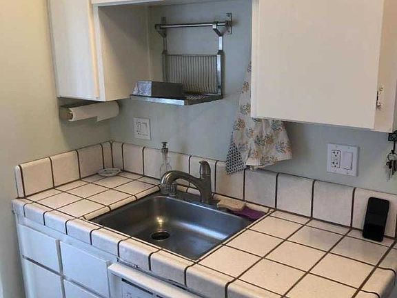 4th image of 1634 Branham Ln Unit F