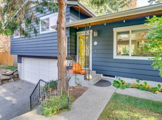 848 SW 132nd St, Burien, WA 98146