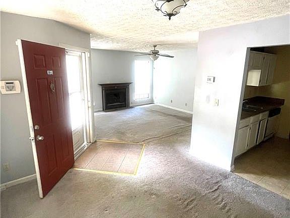 3rd image of 635 Windchase Ln