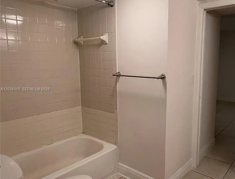 2880 N Oakland Forest Dr #107 — Photo 11