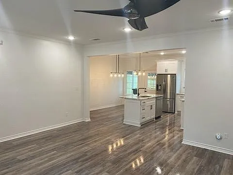 200-1533 Harmony St #200 — Photo 5