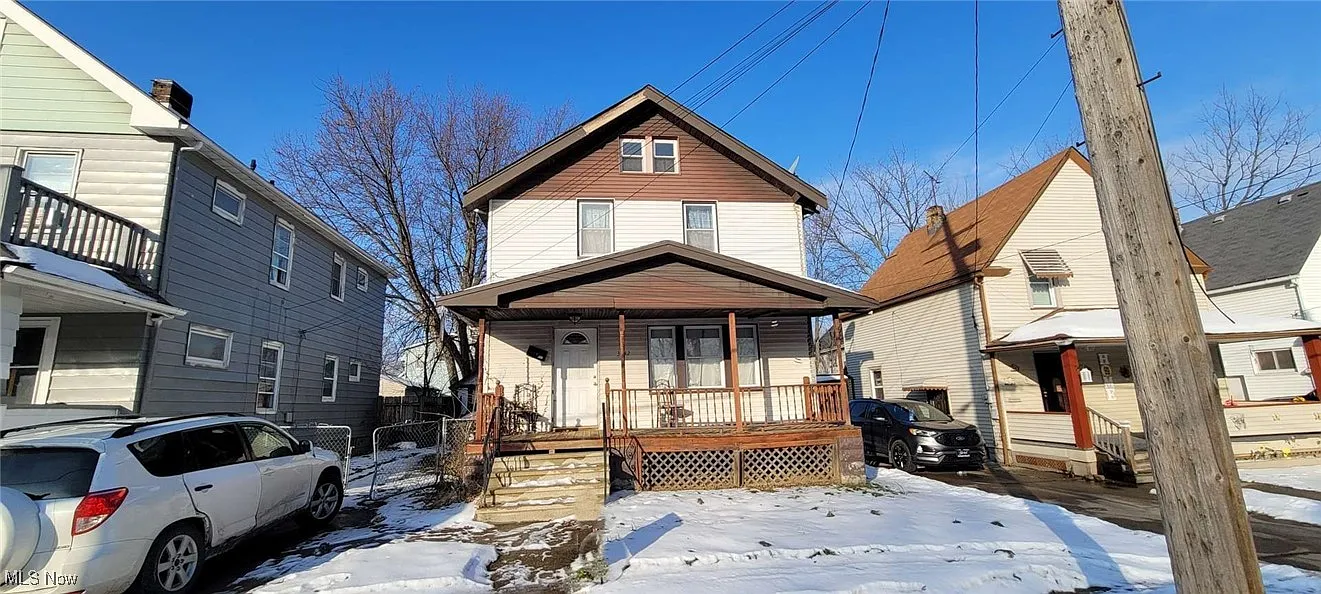 3442 W 60th St photo 1