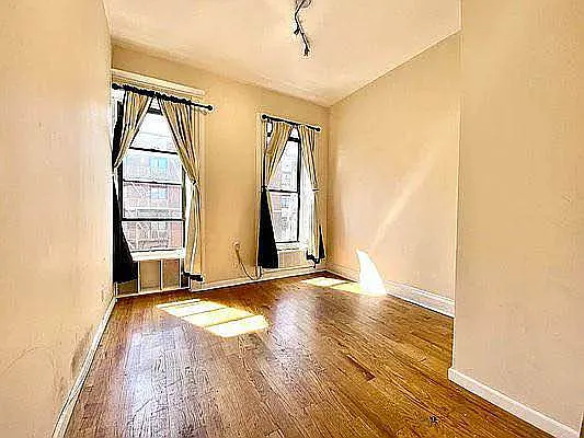 Rented by Doorway NYC, LLC | media 25