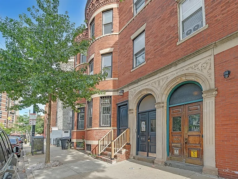 858 Huntington Ave #2 — Photo 2