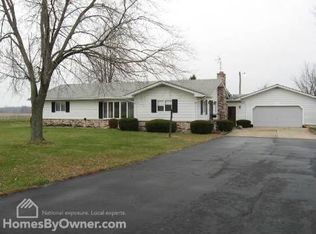 566 W Schoolhouse Rd, Kendallville, IN 46755