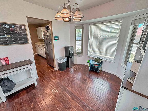 4th image of 20 Fairmont Ct
