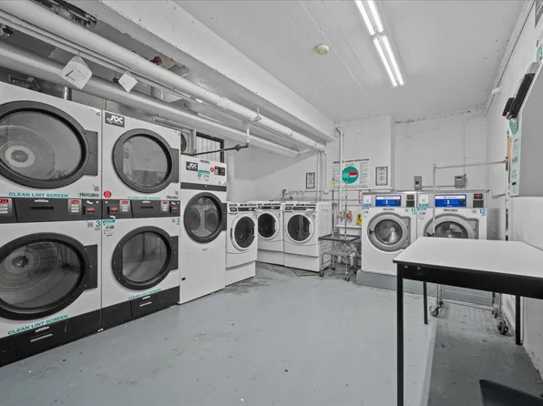 3235 Cambridge Avenue image 12 of 15