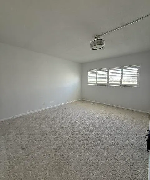 29 Yacht Club Dr #304 — Photo 15