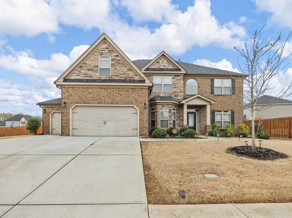 210 E Longfield Ln, Woodruff, SC 29388