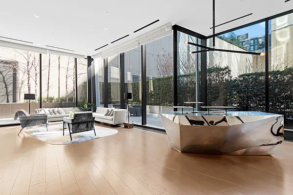 Rented by HomeDax Real Estate | media 28