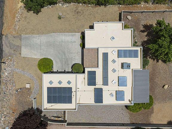 4th image of 1605 E Hombre Drive