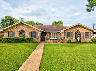 1211 Verna Dr, Nederland, TX 77627