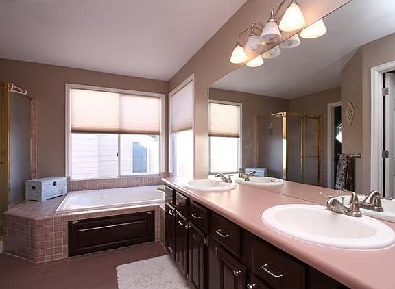 5 PIECE MASTER BATH